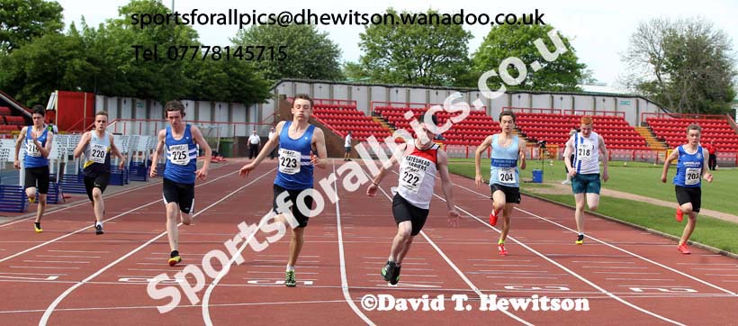 Under-15 boys 100 metres at the North Eastern Championships, Gateshead International Stadium.  Photos: David T. Hewitson/Sports for All Pics